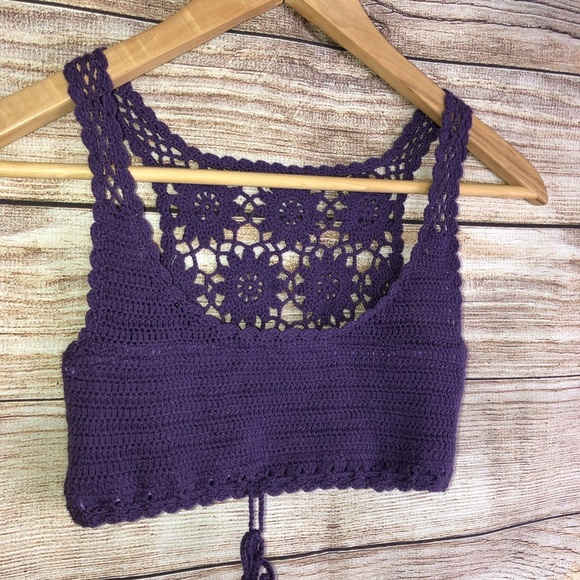 5/$25 Purple Crocheted Cropped Tank Size S - Picture 2 of 4